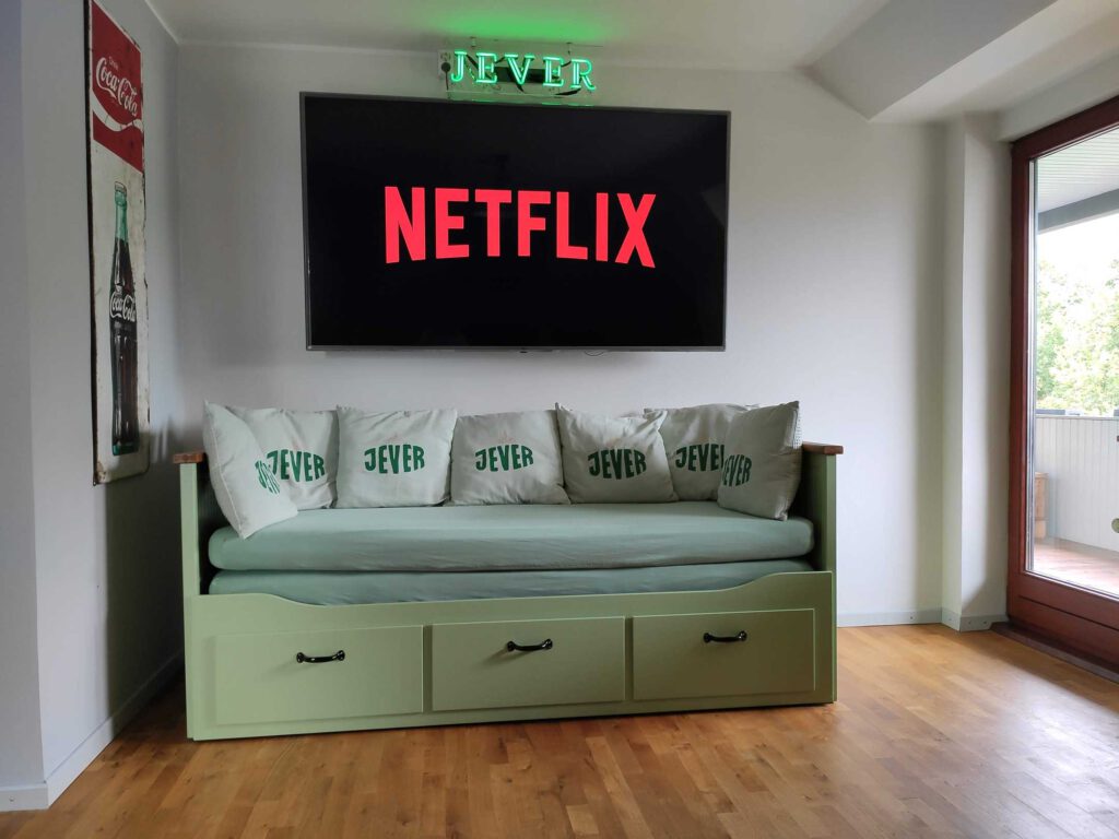 75" Fernseher mit Netflix